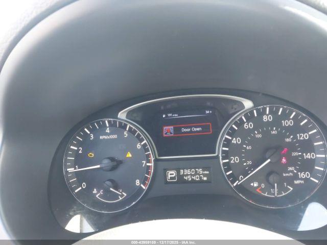 Nissan Altima 2.5 S Image 11