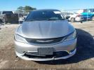 Chrysler 200 Limited Image 12