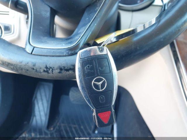 Mercedes-Benz C-Class 4matic Image 4