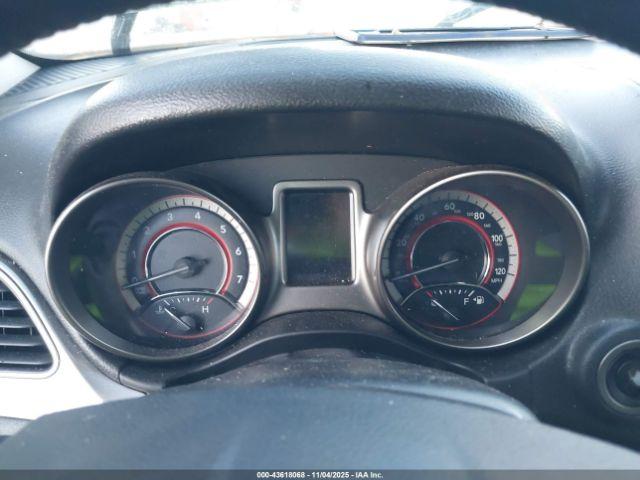 Dodge Journey Crossroad Image 11