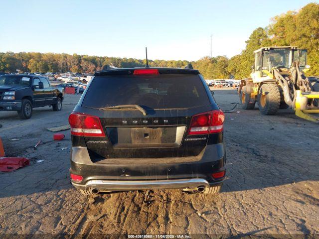 Dodge Journey Crossroad Image 13