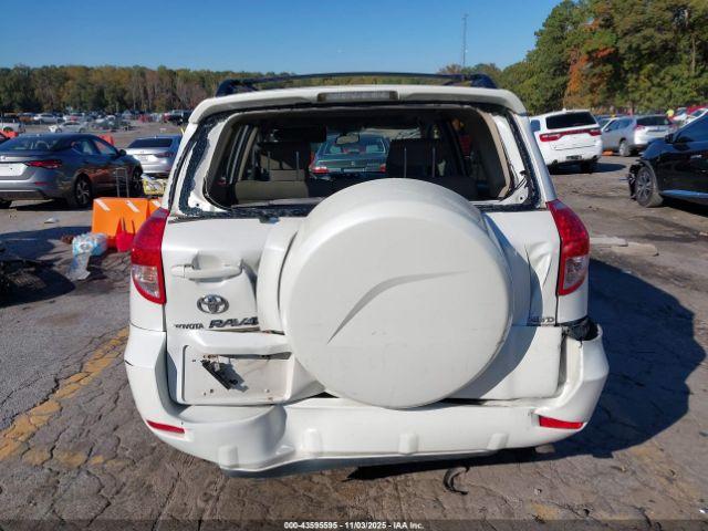 Toyota RAV4 Limited Image 7