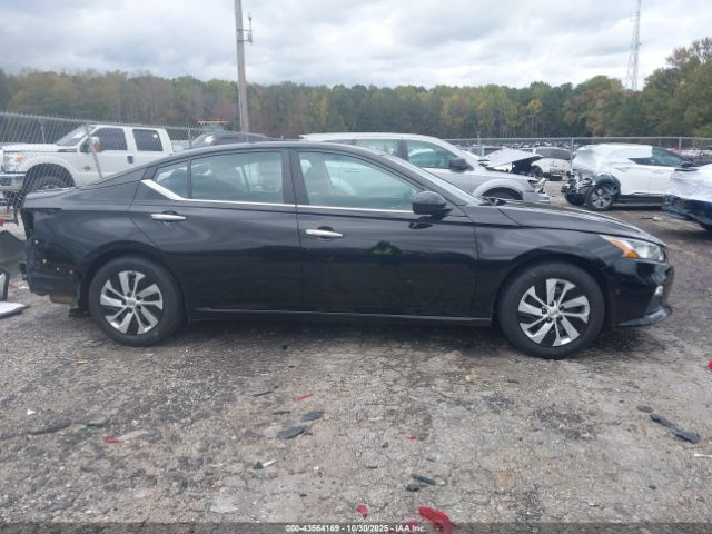 Nissan Altima S Fwd Image 10