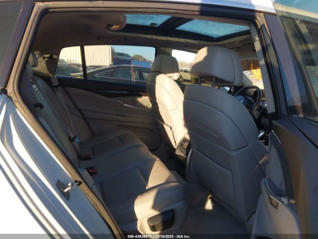 BMW 5 Series Image 7