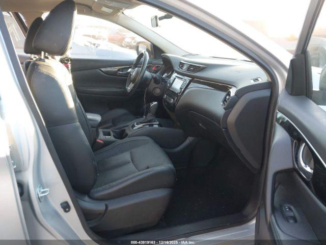 Nissan Rogue Sl Image 4