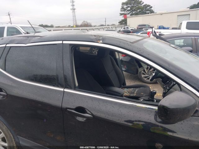 Nissan Rogue S Fwd Xtronic Cvt Image 11