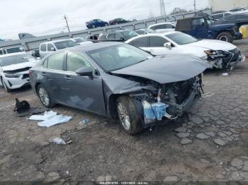  Salvage Lexus Es