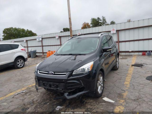 Ford Escape Titanium Image 11