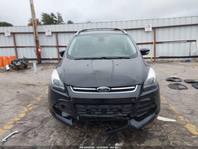 Ford Escape Titanium Image 12