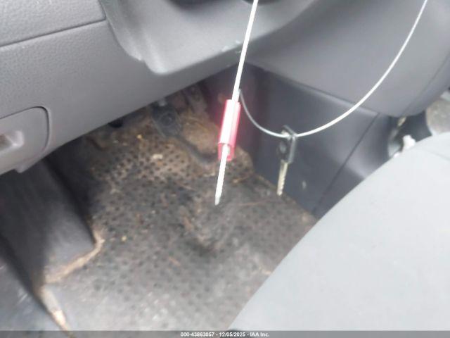 Nissan Nv S Image 12