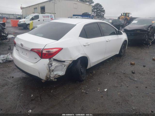 Toyota Corolla Le Image 2