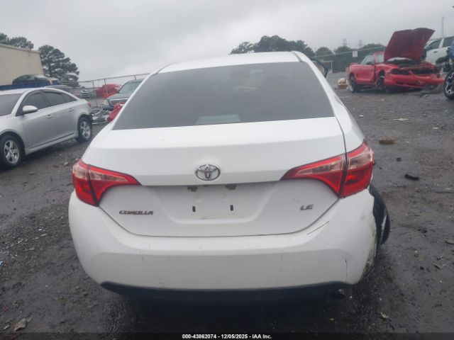 Toyota Corolla Le Image 14