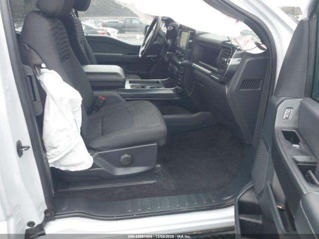 Ford F-150 Xl Image 4