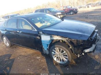  Salvage Hyundai Genesis