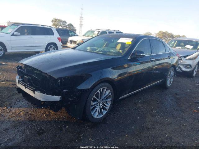 Hyundai Genesis 3.8 Image 8