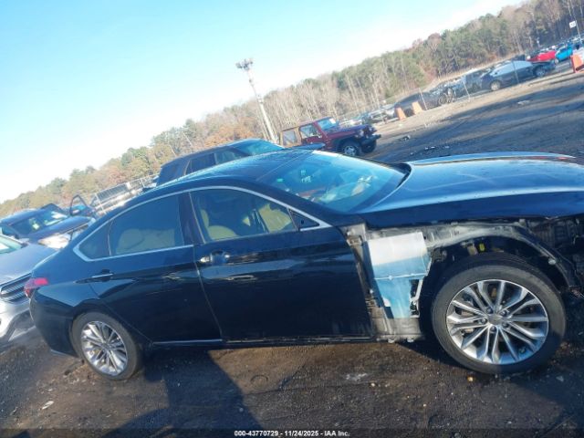 Hyundai Genesis 3.8 Image 12