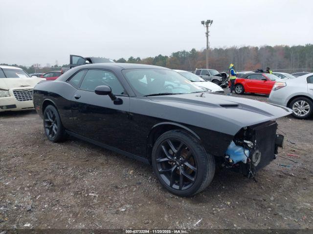  Salvage Dodge Challenger
