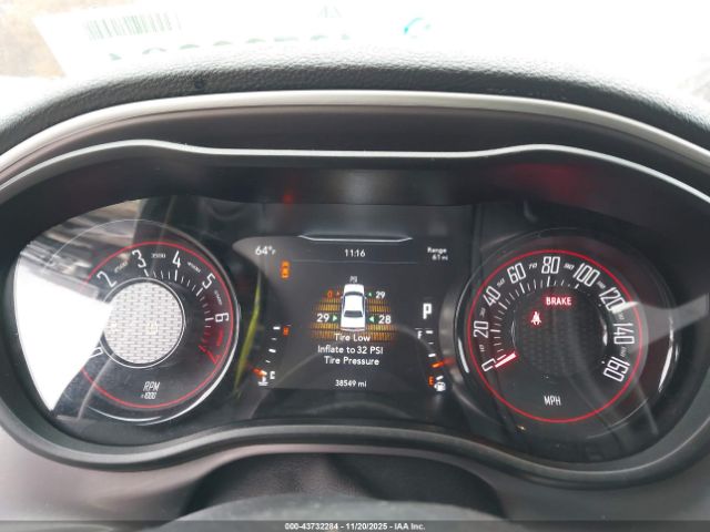 Dodge Challenger Sxt Image 7