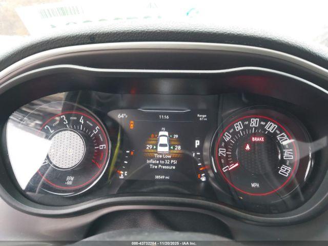 Dodge Challenger Sxt Image 7