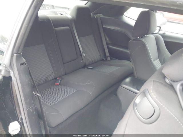 Dodge Challenger Sxt Image 12