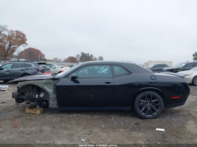 Dodge Challenger Sxt Image 13