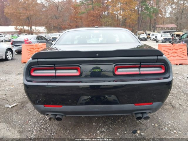 Dodge Challenger Sxt Image 18