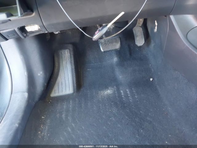 Toyota Corolla S Image 6