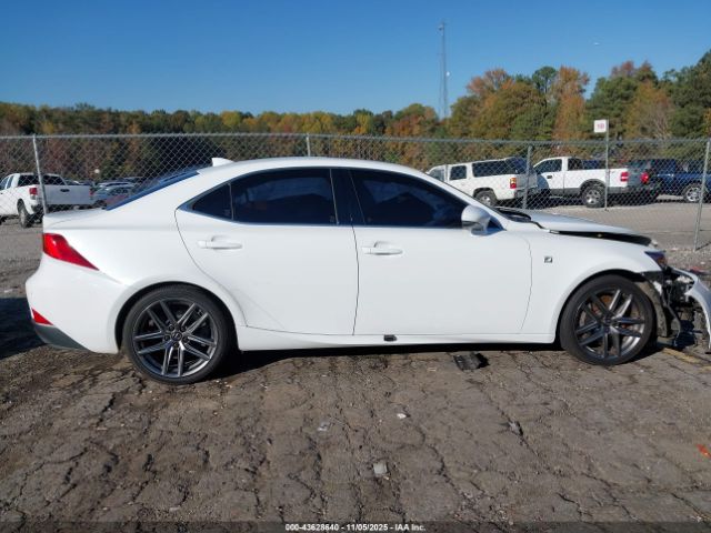 Lexus Is Image 7