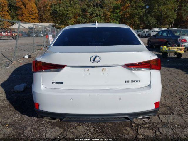 Lexus Is Image 15