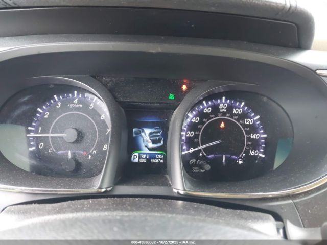 Toyota Avalon Xle Image 14