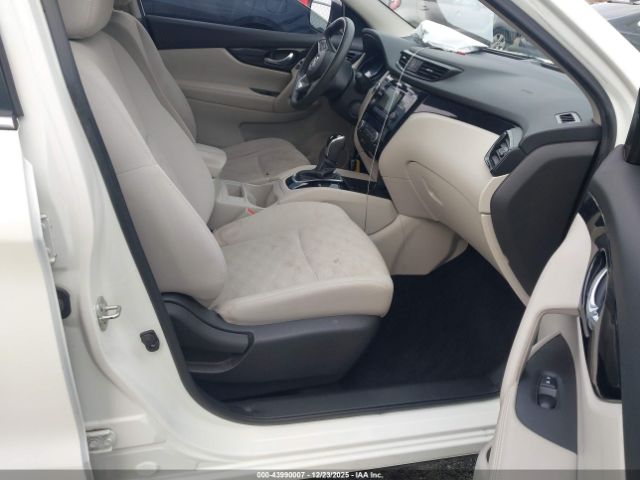 Nissan Rogue Sv Image 6