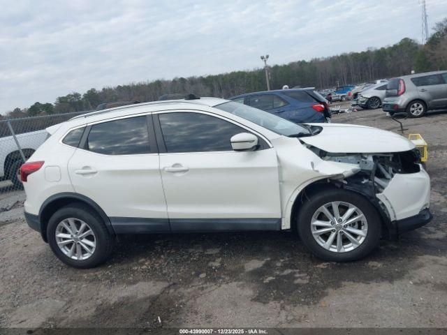 Nissan Rogue Sv Image 12