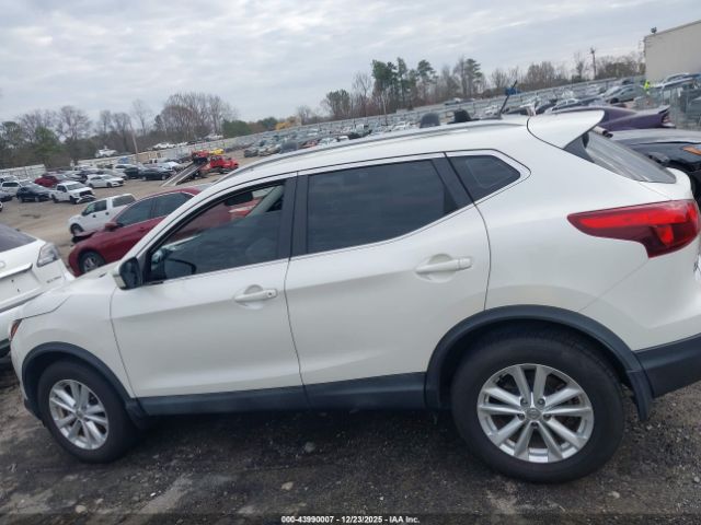 Nissan Rogue Sv Image 14