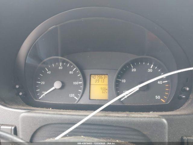 Freightliner Sprinter 2500 Image 6