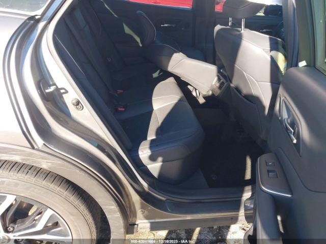 Toyota Crown Limited Image 12