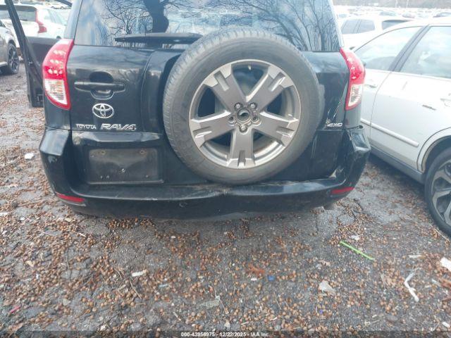 Toyota RAV4 Sport V6 Image 6