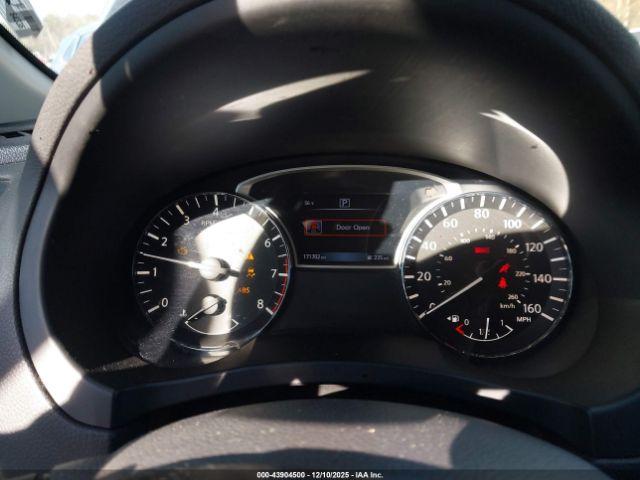 Nissan Altima 2.5 S Image 4