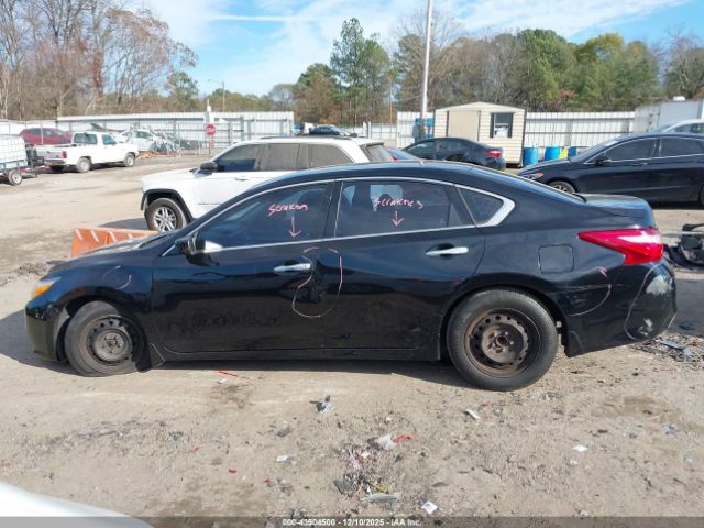 Nissan Altima 2.5 S Image 13