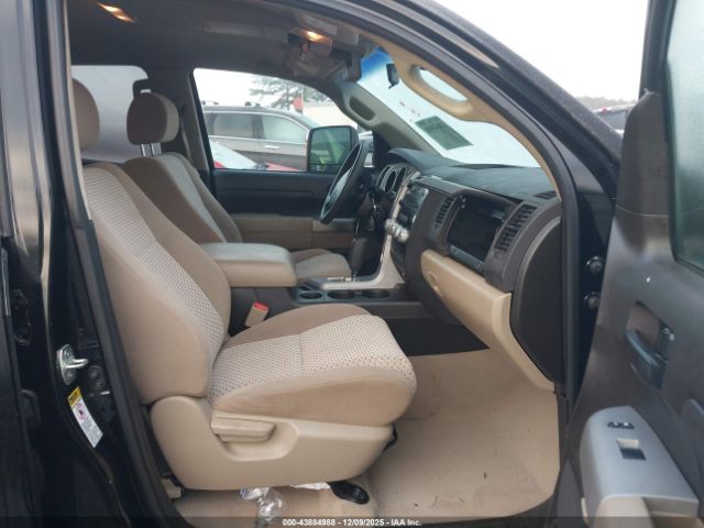 Toyota Tundra Sr5 5.7l V8 Image 3