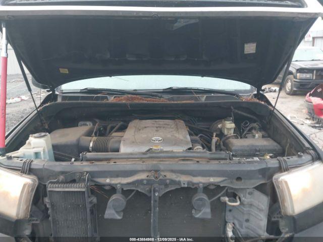 Toyota Tundra Sr5 5.7l V8 Image 9