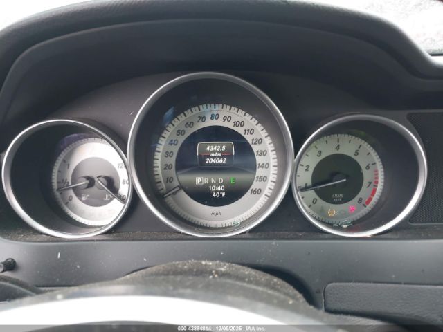 Mercedes-Benz C-Class Sport 4matic Image 9