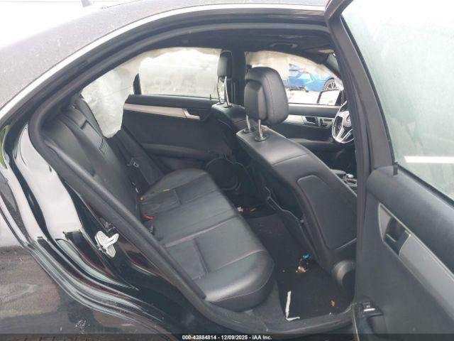 Mercedes-Benz C-Class Sport 4matic Image 11