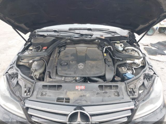 Mercedes-Benz C-Class Sport 4matic Image 10