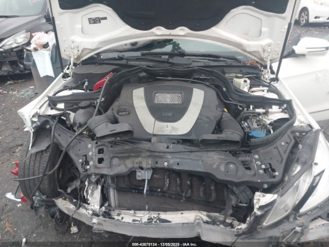 Mercedes-Benz E-Class Image 3