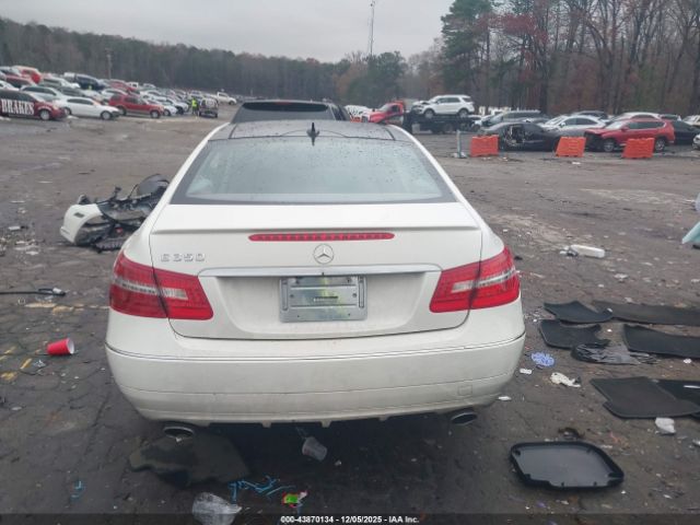 Mercedes-Benz E-Class Image 13