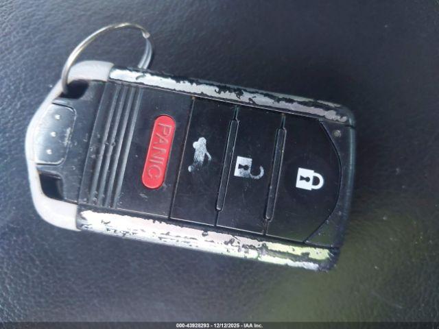 Acura TL 3.7 Image 15