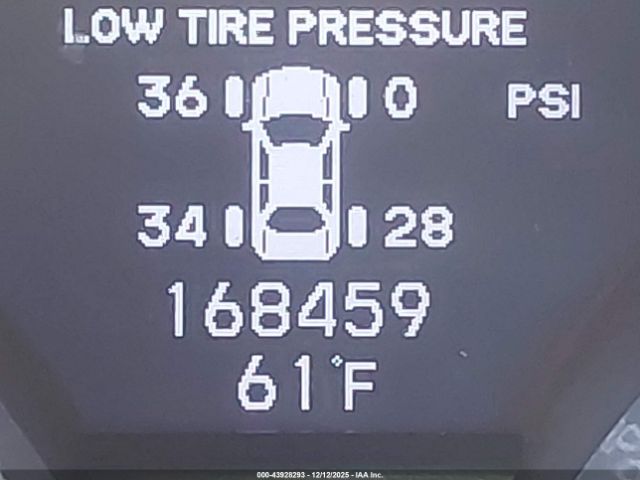 Acura TL 3.7 Image 8