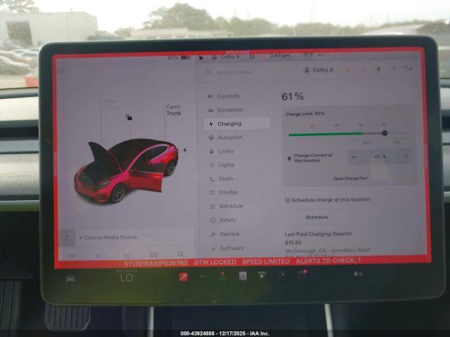 Tesla Model 3 Image 9